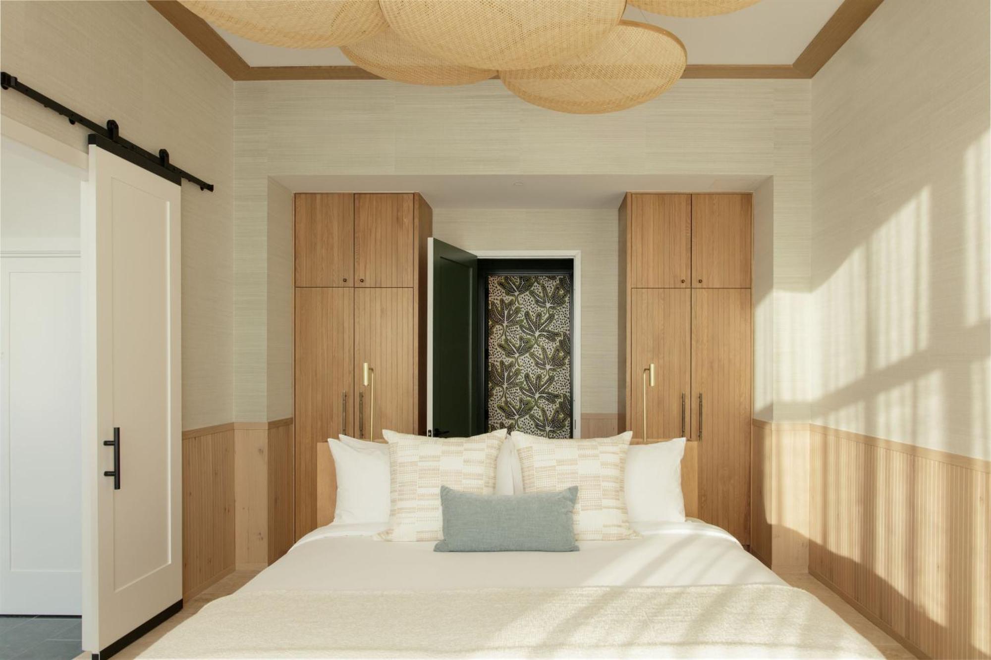 Hotel Indigo Grand Cayman By Ihg West Bay Екстериор снимка