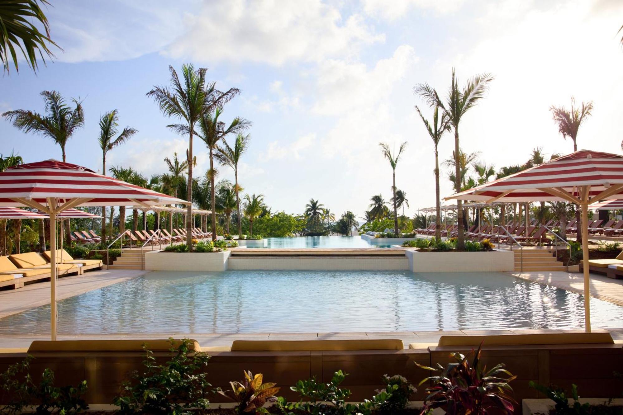 Hotel Indigo Grand Cayman By Ihg West Bay Екстериор снимка