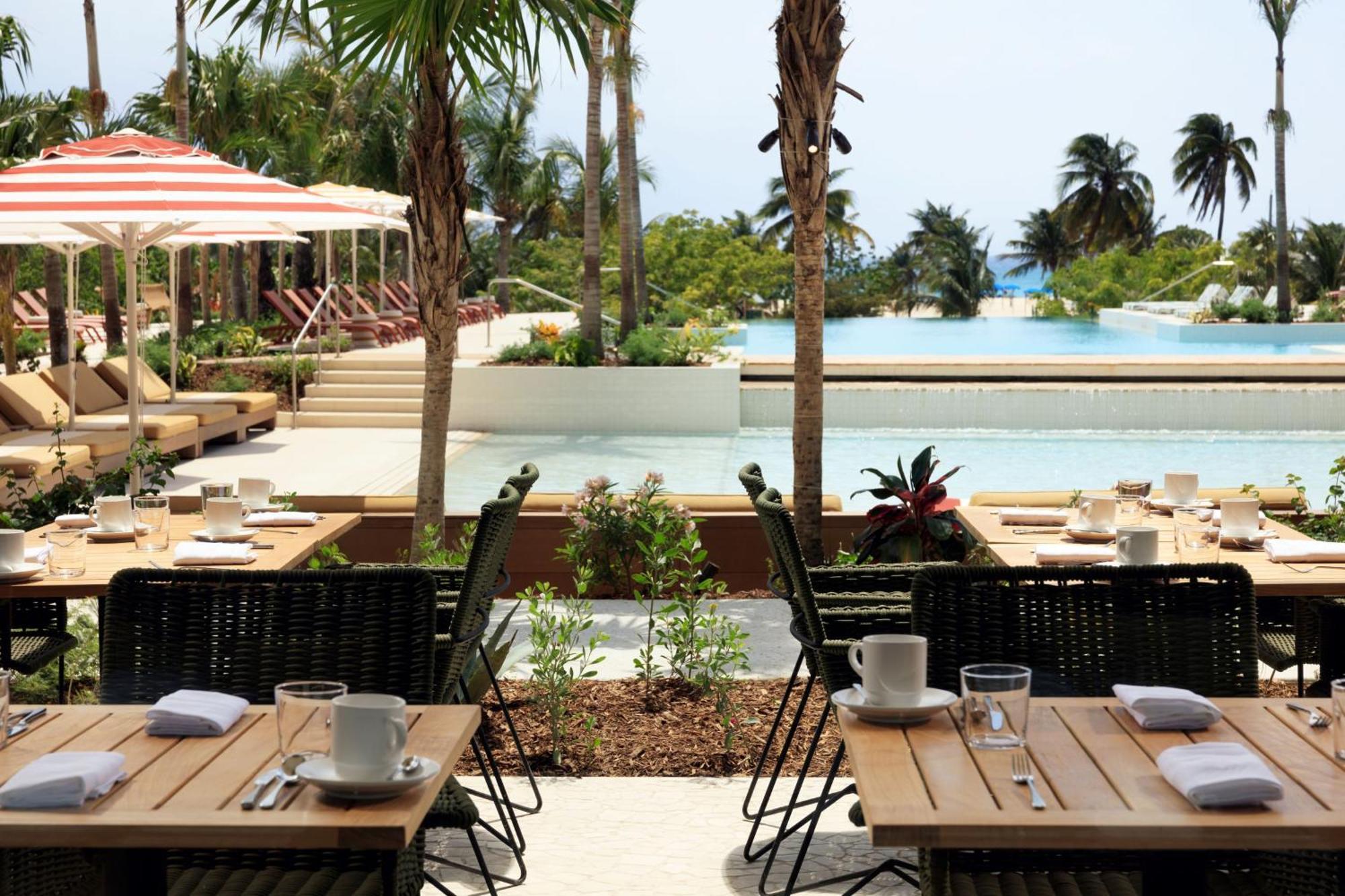 Hotel Indigo Grand Cayman By Ihg West Bay Екстериор снимка
