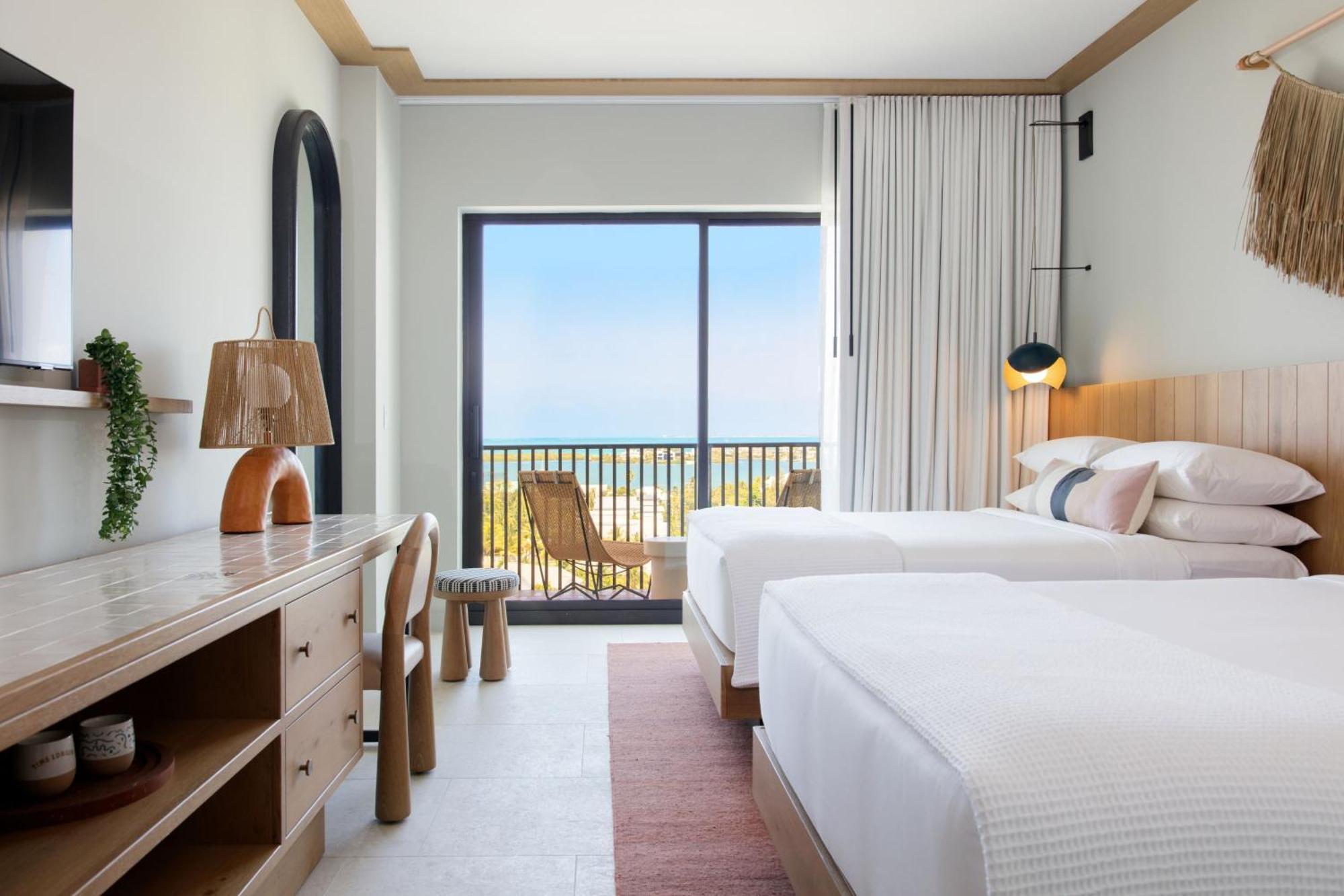 Hotel Indigo Grand Cayman By Ihg West Bay Екстериор снимка